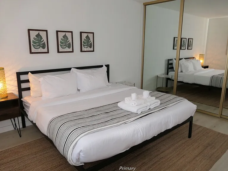 6065 Montecito Dr #4 — Photo 11