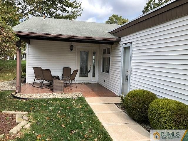 1st image of 258A Monroe Rd #258A