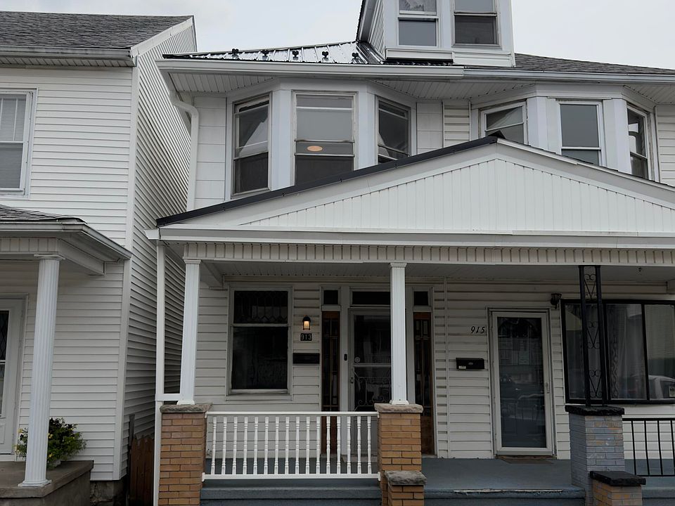 1st image of 913 Spruce St
