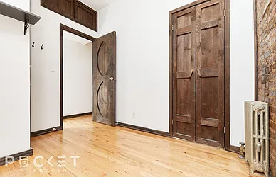 Rented by PocketBroker Inc