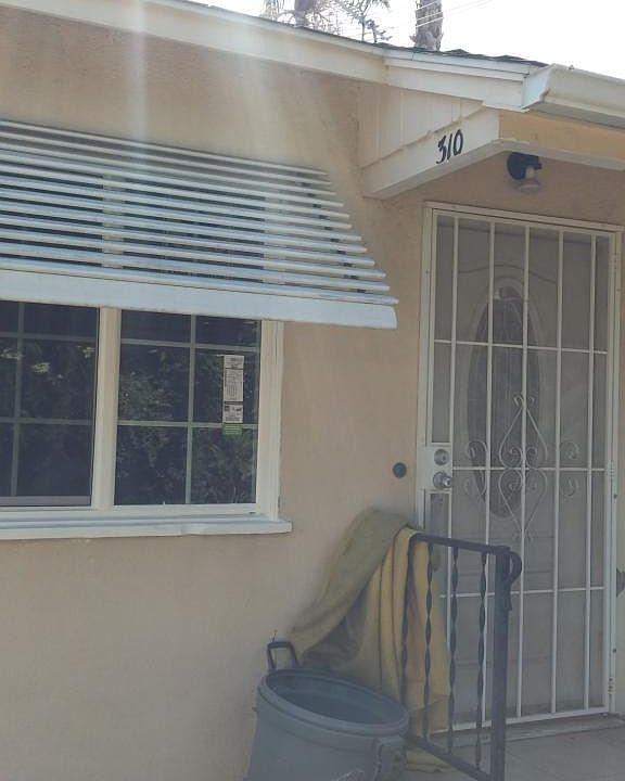 1st image of 310 E Bennett Ave