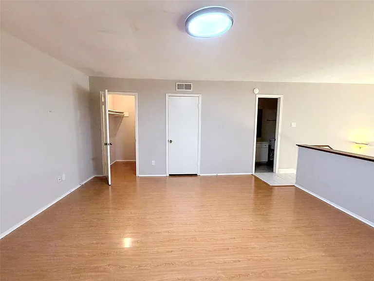 12633 Memorial Dr #74 — Photo 14