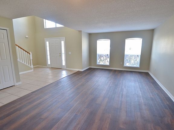 2nd image of 3425 Glossy Leaf Ln