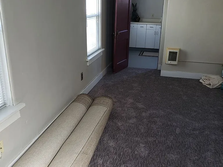 935 NE Maple St — Photo 25