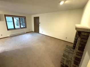 10 Mesa Ct #4, Madison, WI 53719