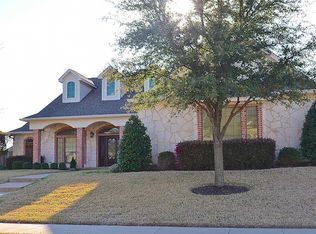 1117 Aberdeen Rd, Woodway, TX 76712