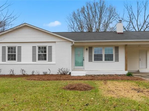 7291 Lansdowne Pl, Thomasville, NC 27360