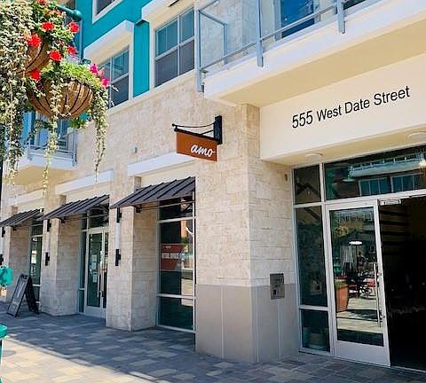 2nd image of 555 W Date St #1