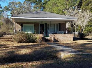 1526 River Rd, Mc Clellanville, SC 29458