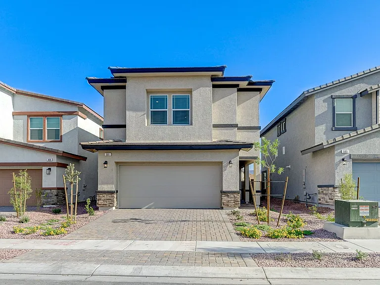 501 Red Lovebird Ave — Photo 1
