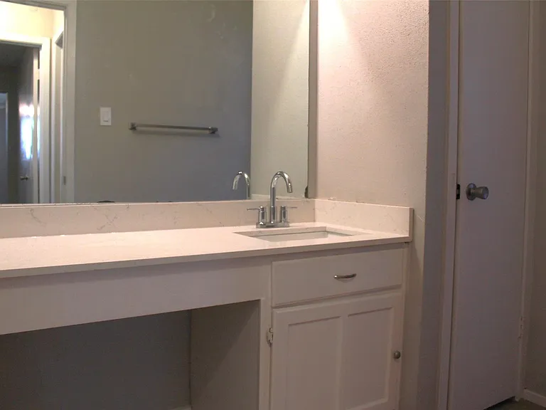 4406 Lost Lake Ln — Photo 26