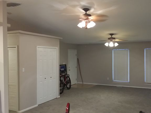 5th image of 522 S Datura Dr