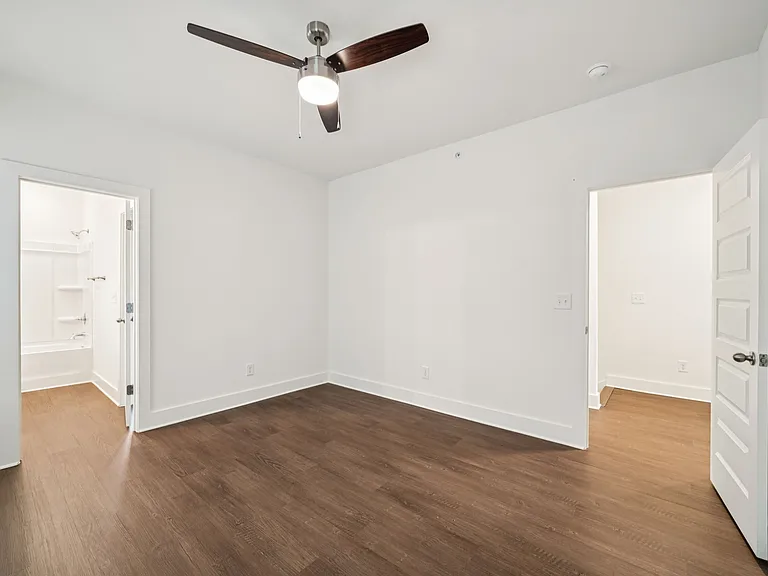Turnberry Park Apartments and Homes — Photo 46