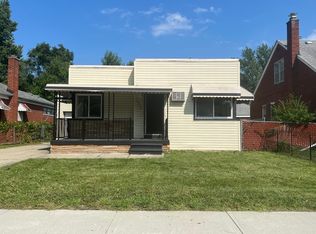 18612 Blackmoor St, Detroit, MI 48234