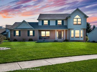 6834 French Creek Dr, Lansing, MI 48917