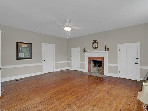 5th image of 3557 Enos Rd
