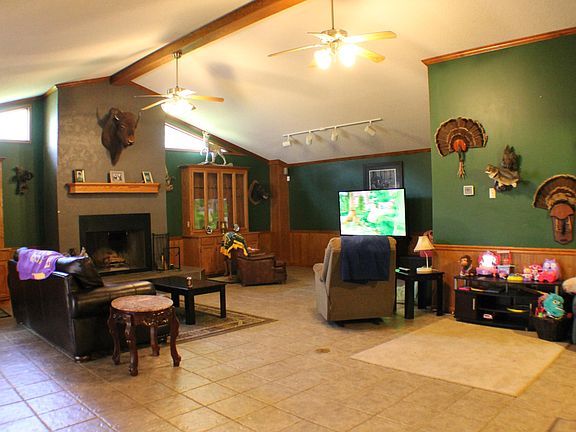 5th image of 220 Ledoux Dr