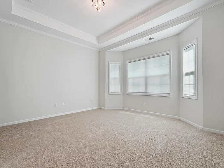 2312 Longmont Dr — Photo 16