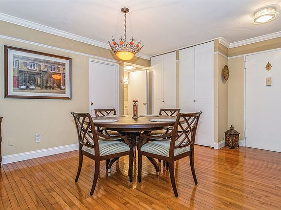 5th image of 570 Broadway APT A2