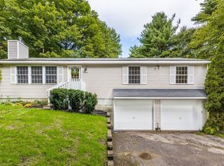 268 Holland Rd, Sturbridge, MA 01566