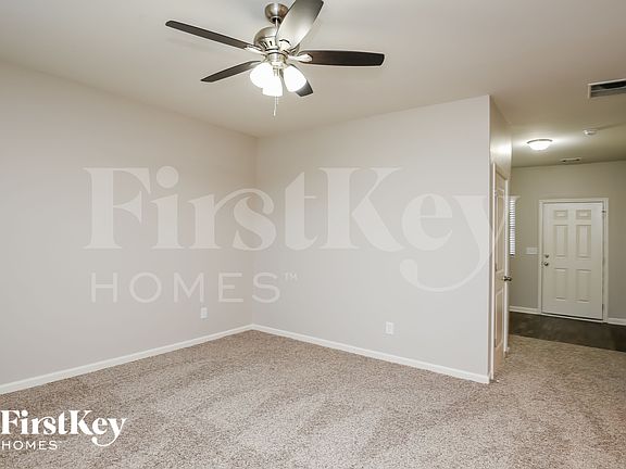 4th image of 364 Alexander Ln