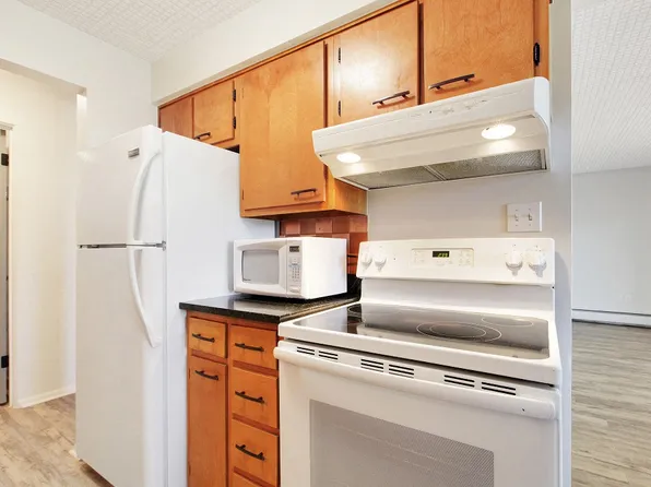 Flats on 70th at Midtown