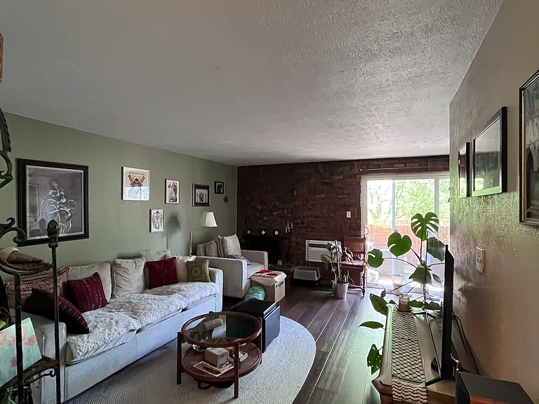 625 N Pennsylvania St — Photo 4