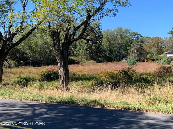 Knob Rd, Mount Pocono, PA 18344