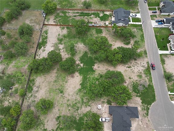 5th image of 3507 Micaela St