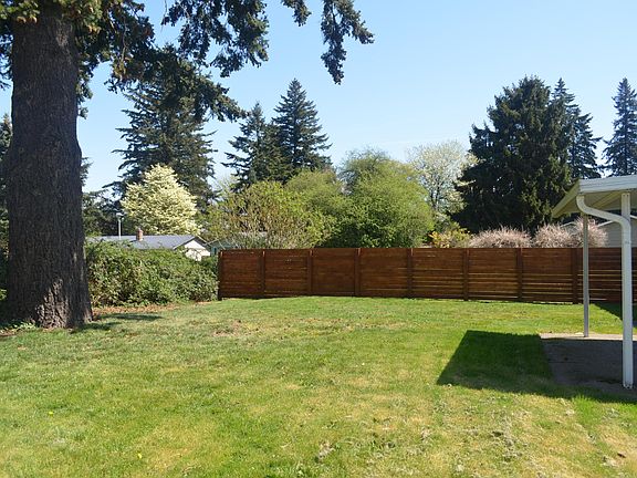 4th image of 12220 NE 13th St