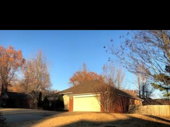 98 Tarpon Pl, Russellville, AR 72802