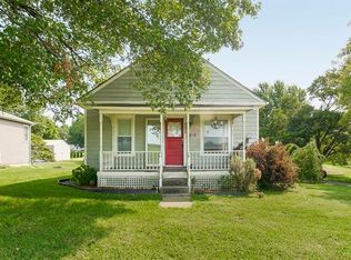 701 S Rogers Rd, Louisburg, KS 66053