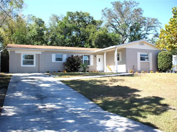 10910 N 61st St, Temple Terrace, FL 33617