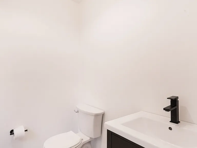 5 Somerset Hills Ct #B — Photo 25