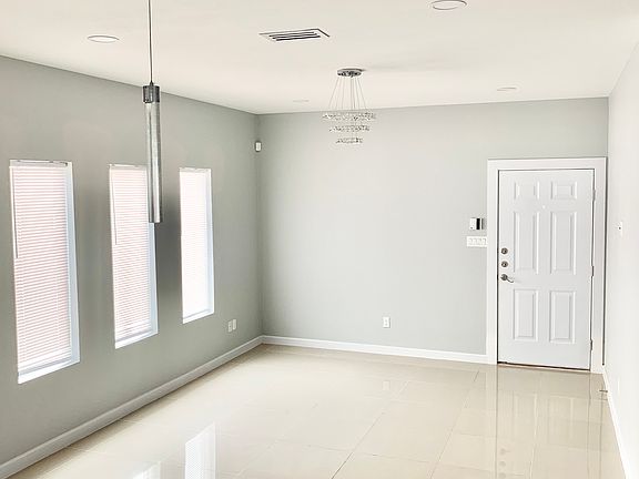 2nd image of 2016 Summerland Ln APT 1