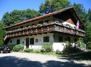 97 S Main St, Mont Vernon, NH 03057