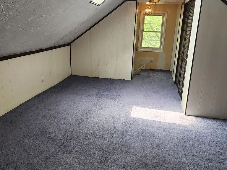 11119 Forest Ave #2 — Photo 14