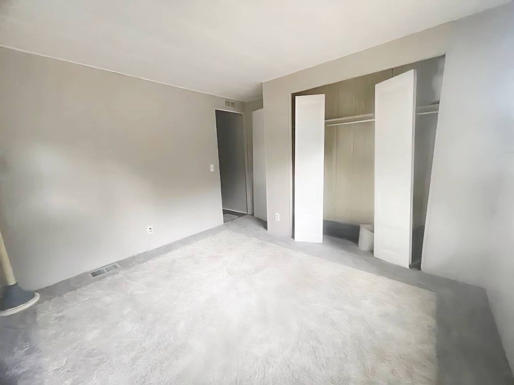 Apartment in Largo, Pinellas - View 5