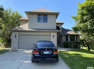 256 Joan Dr, Divernon, IL 62530
