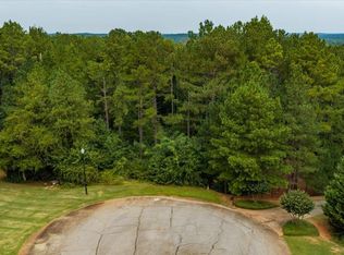 114 Forest Overlook Dr, Forsyth, GA 31029