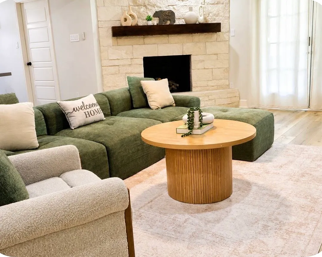3 bed, 2017 sqft, $3,800 — Photo 3
