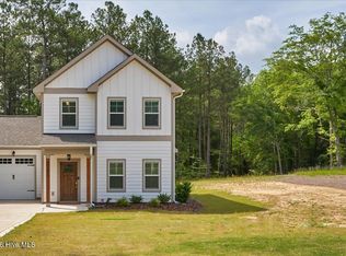 1013 Juniper Lake Rd, West End, NC 27376