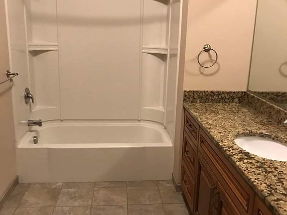 3rd image of 785 Wyoming Ave #201