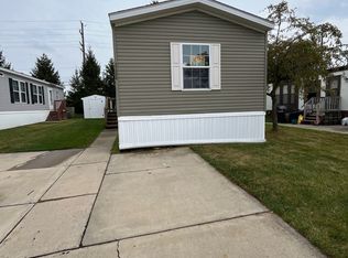 37886 Rosedale Dr #244, Clinton Township, MI 48036