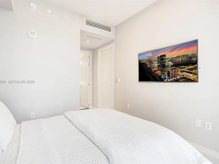 300 Biscayne Boulevard Way #1808W — Photo 27