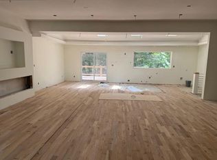 4886 Valley View Ct, Atlanta, GA 30338