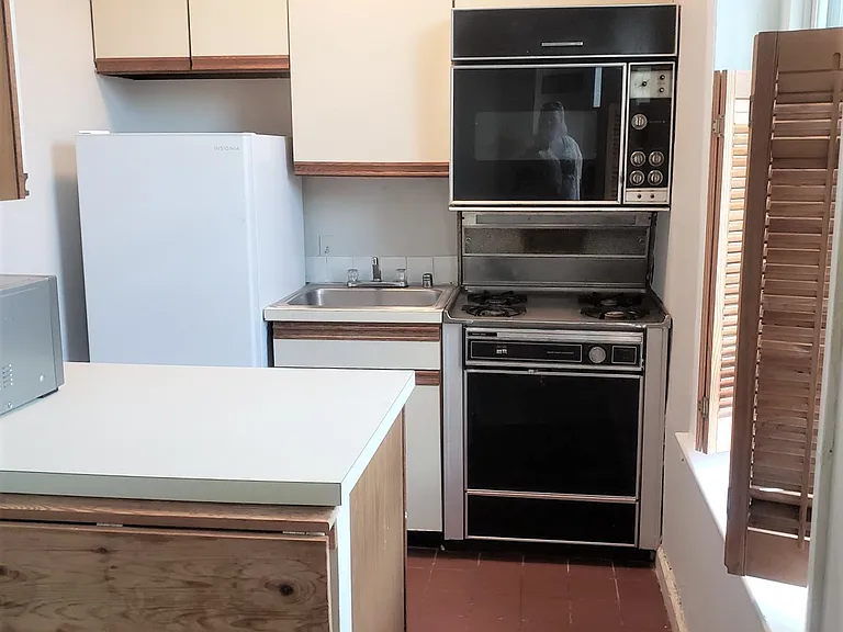 333 2nd St NE #1 — Photo 6