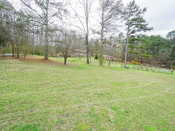 5th image of 184 Ledford Ln