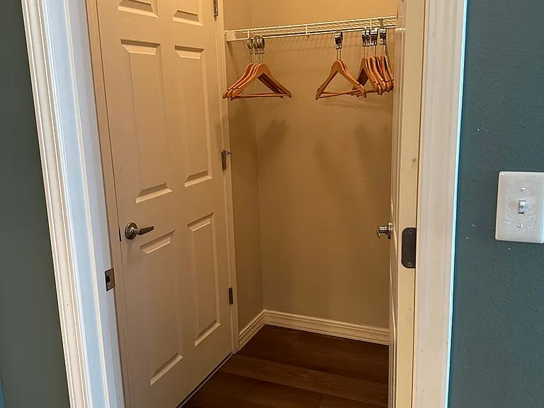 325 Majestic Dr #226 — Photo 13