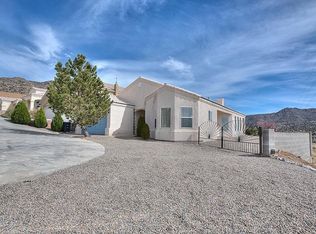 100 Camino De La Sierra NE, Albuquerque, NM 87123